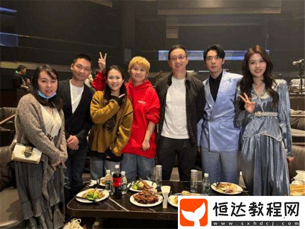 黑神話小狐貍萍萍配音曬游科年會(huì)照