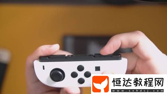 2模型視頻爆料！機身、屏幕明顯更大