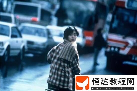 中國高管鐵頭功撞破4塊玻璃-將在日本蹲大牢