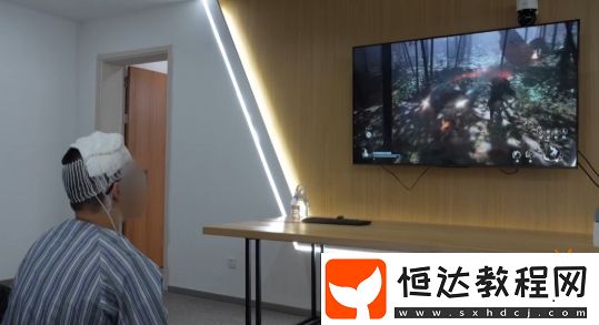 癲癇患者用腦機(jī)接實(shí)現(xiàn)意念玩黑神話