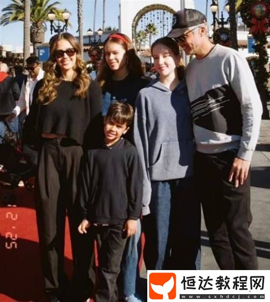 神奇四俠杰西卡·阿爾芭離婚?結(jié)束近17年婚姻!